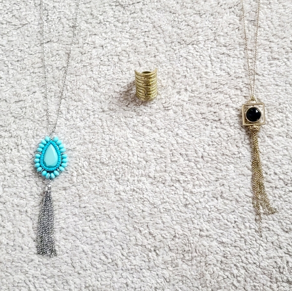 Jewelry bundle!! - Picture 2 of 4
